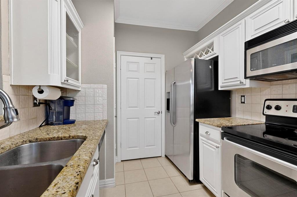 Lakeside Landing Townhomes 02 - Residential