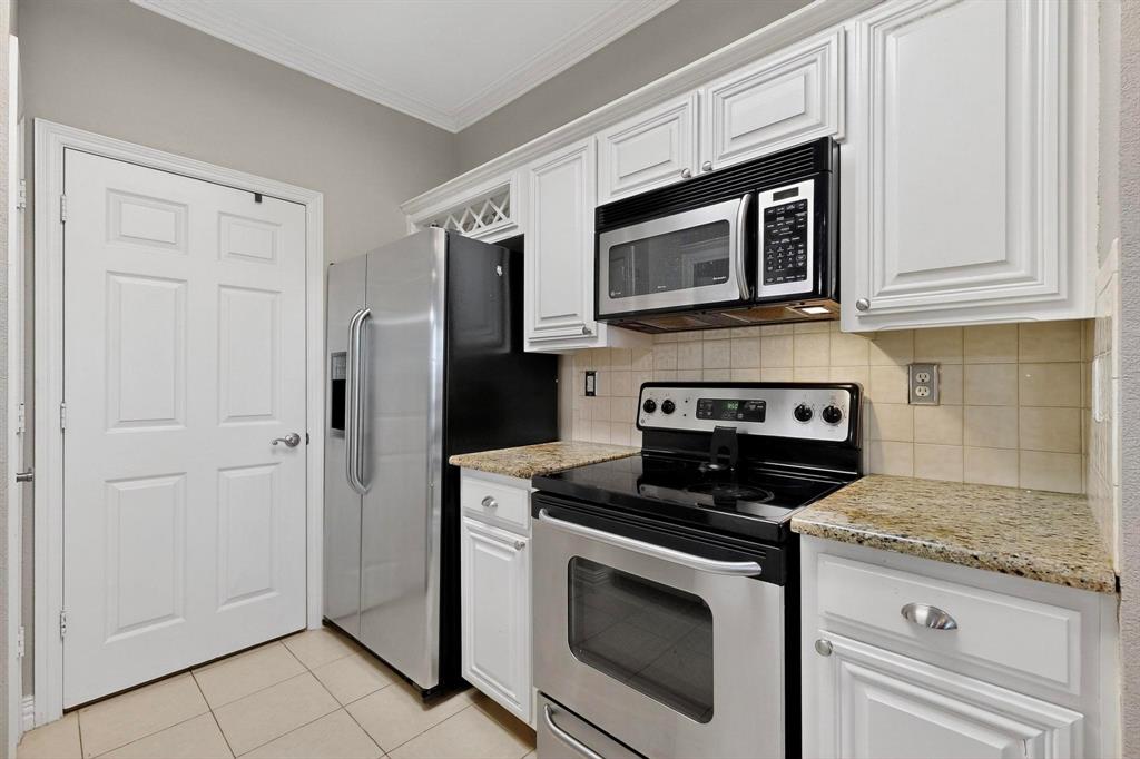 Lakeside Landing Townhomes 02 - Residential