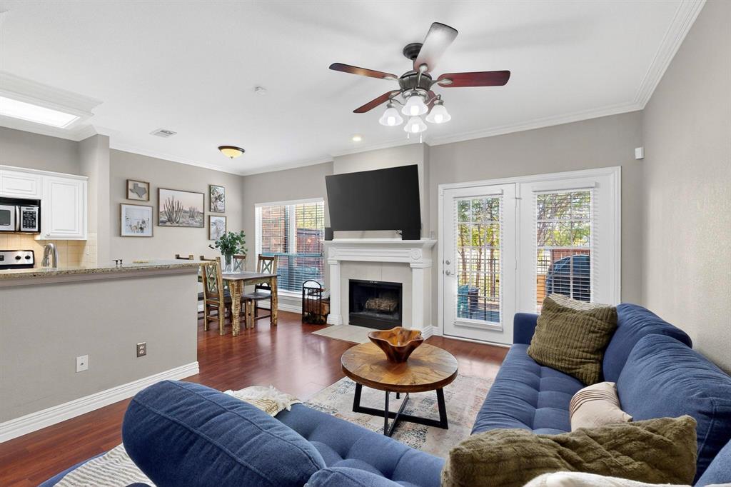 Lakeside Landing Townhomes 02 - Residential