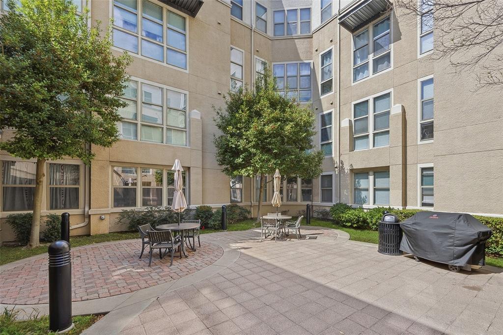 Texas & Pacific Lofts Condo - Residential