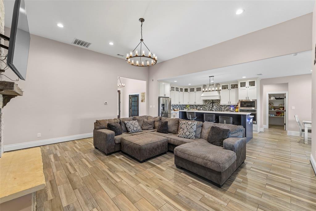 Lively Ranch - Residential