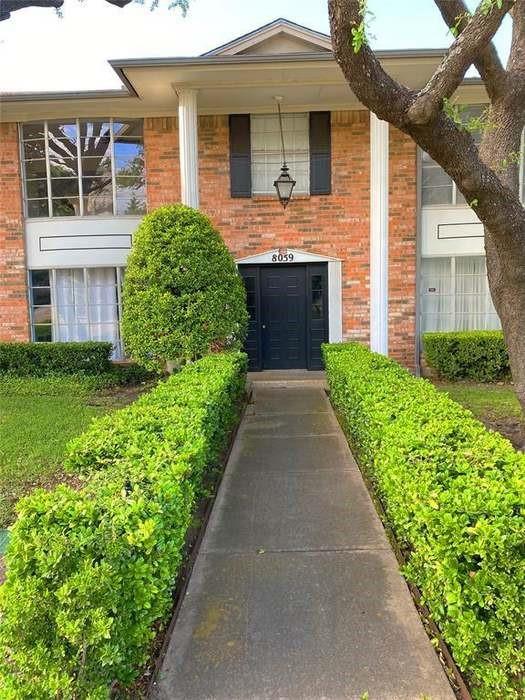 Stunning 2 bedroom plus bonus room perfect for a home office, media room or guest retreat   with 3 bathrooms , remodeled and ready to move in.  Discover modern comfort in this beautifully updated condo, Kitchen remodeled and updated with stainless steel appliances.  Bathrooms all updated.  Covered parking included with unit.  Close to shopping and Restaurants and Downtown Dallas.