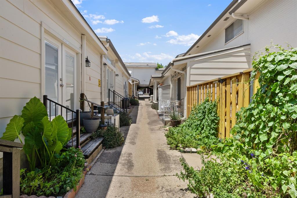 Prestonwood Country Club Condos - Residential