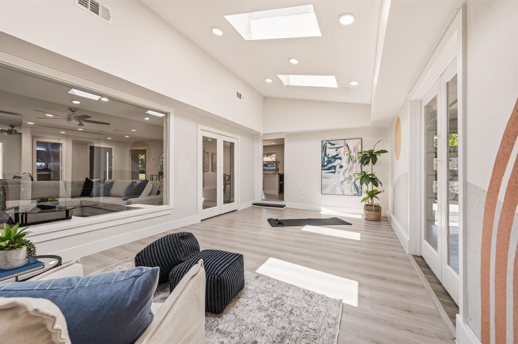 Saint Claire Woods Add - Residential