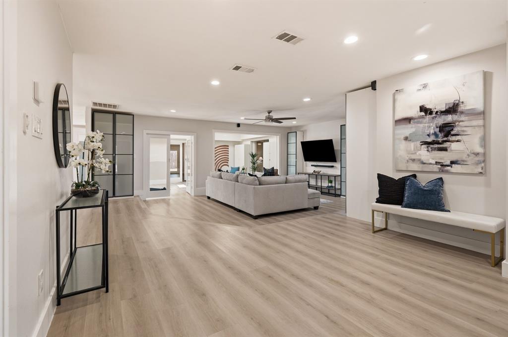 Saint Claire Woods Add - Residential