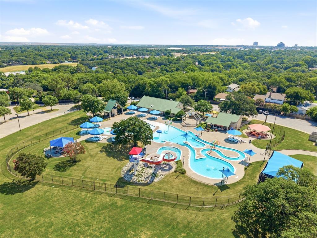 Saint Claire Woods Add - Residential