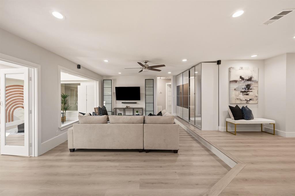 Saint Claire Woods Add - Residential