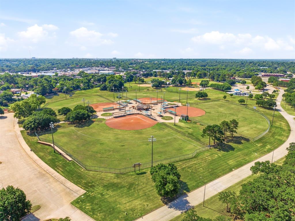 Saint Claire Woods Add - Residential