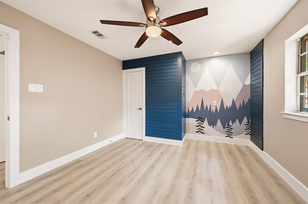 Saint Claire Woods Add - Residential