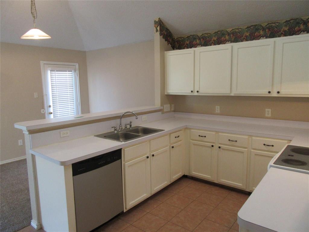 Meadow Creek 03 Rep - Residential Lease