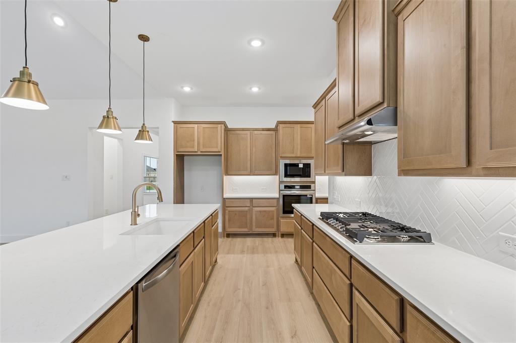 Ellis Ranch Estates - Residential
