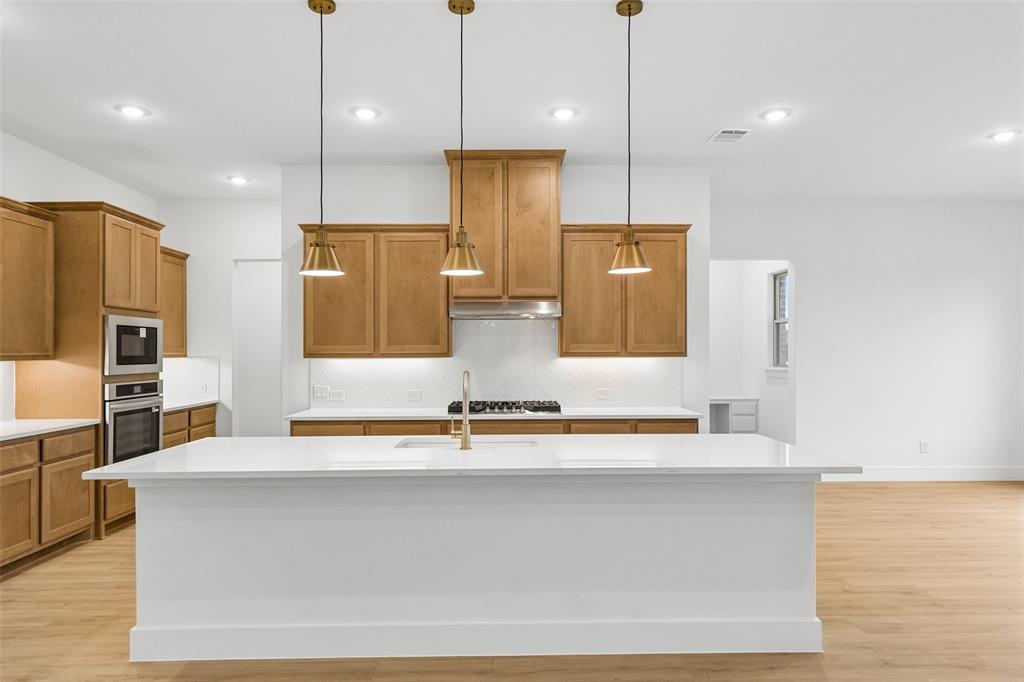 Ellis Ranch Estates - Residential