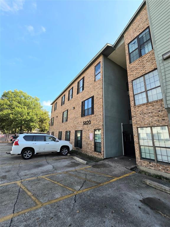 Embassy Oaks Condos Bldg A - Residential