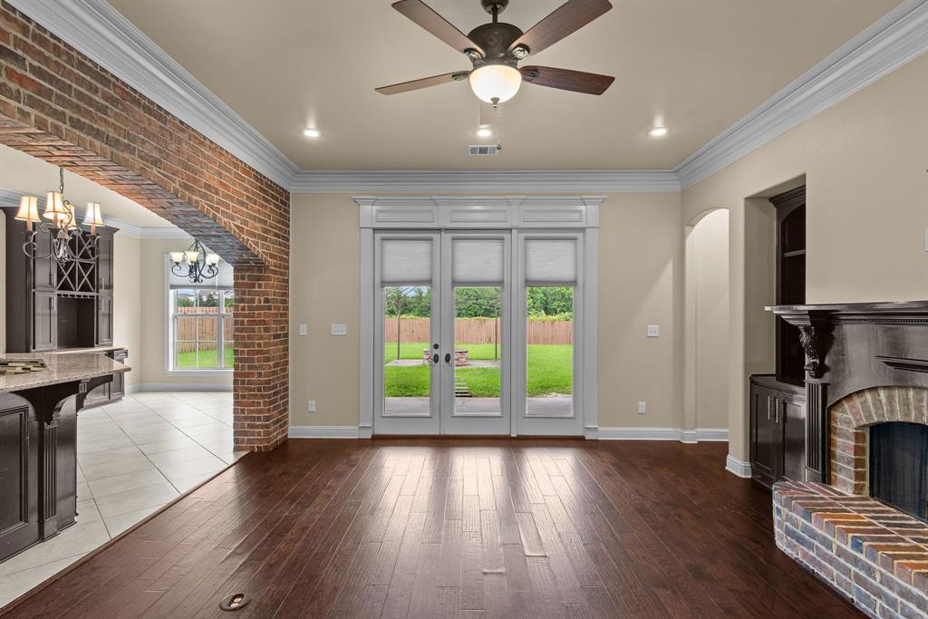 Charleston Court 12 Oaks - Residential