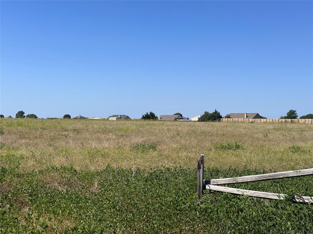 Prime development property in the ETJ of Princeton.  Well situated for MF development and a pre approved plat has been approved for 540 Units.