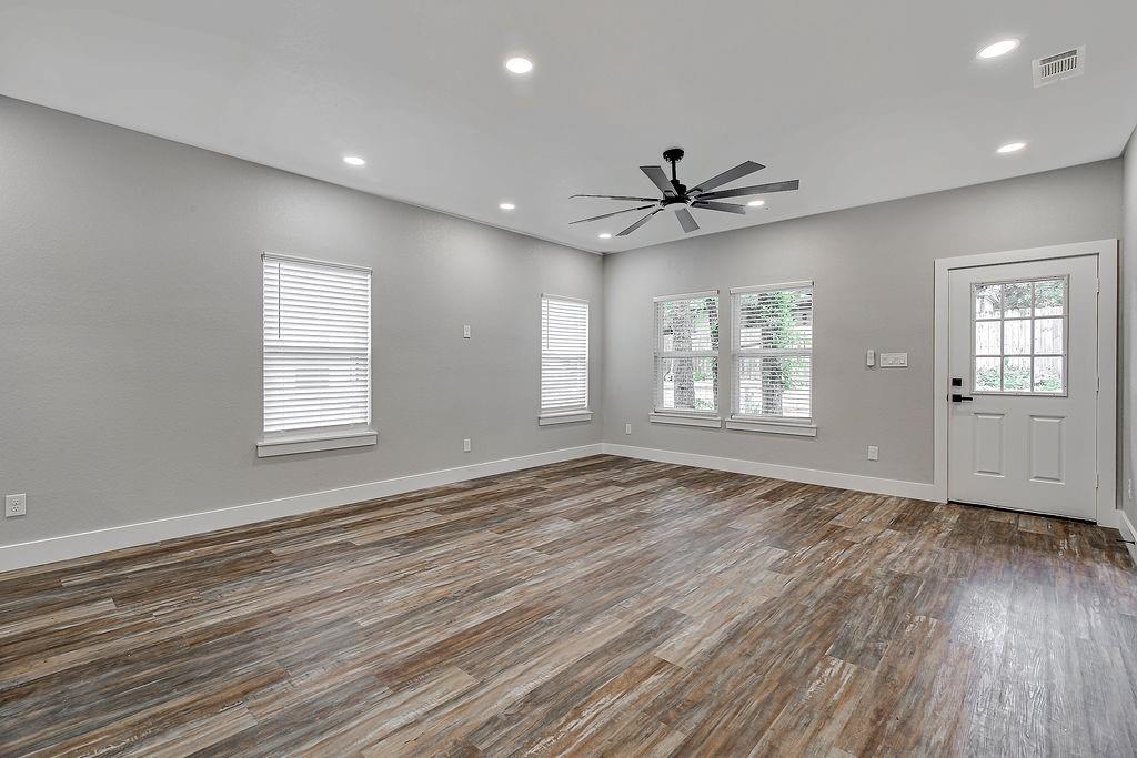 Blue Water Oaks - Residential