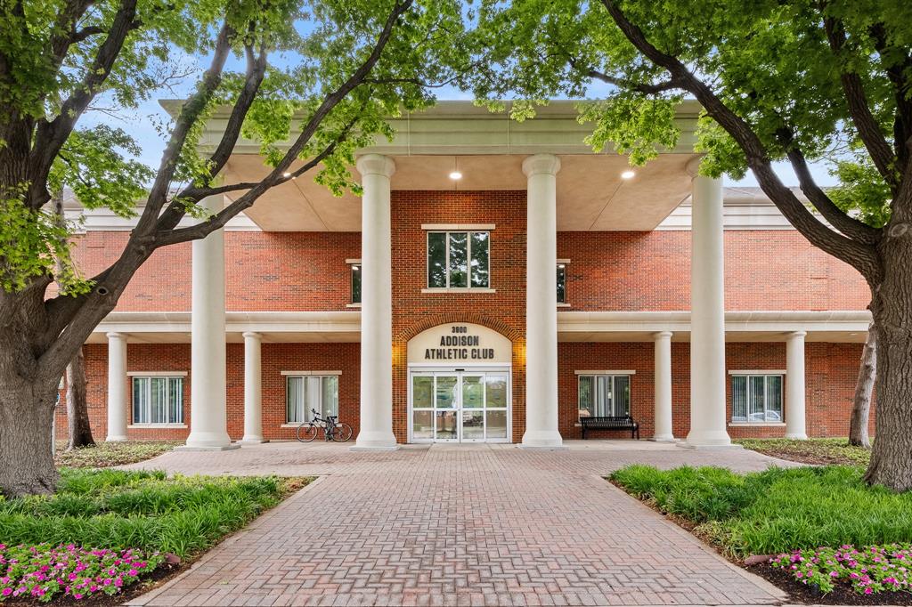 La Mirada Condo - Residential