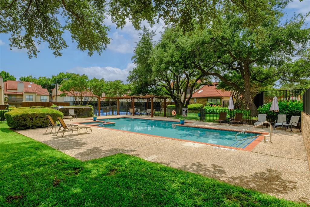 La Mirada Condo - Residential