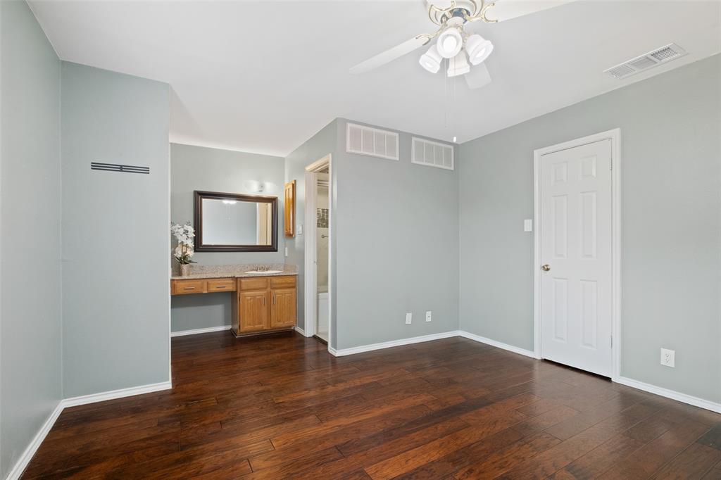 La Mirada Condo - Residential
