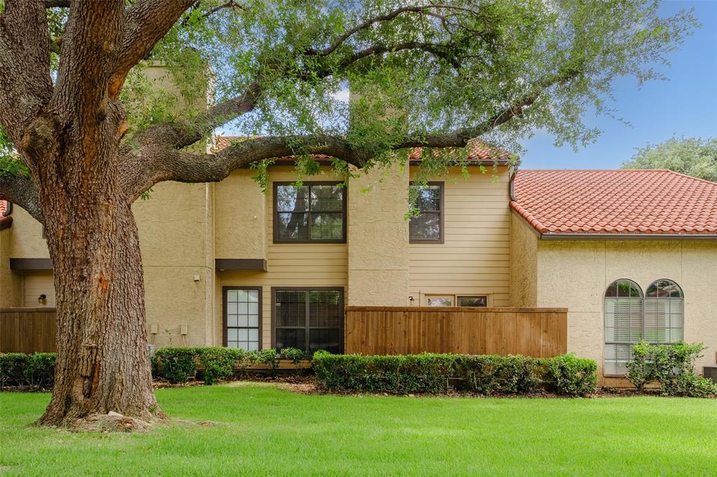 La Mirada Condo - Residential