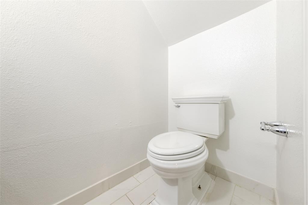 La Mirada Condo - Residential