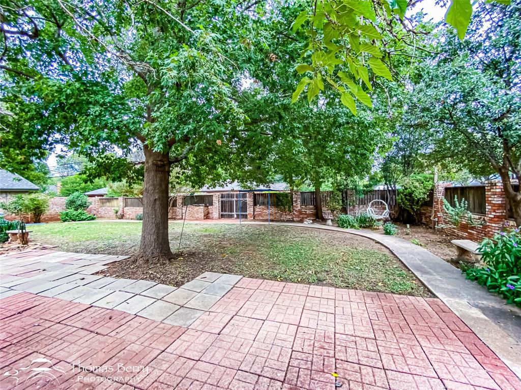 Brookhollow - Residential Lease