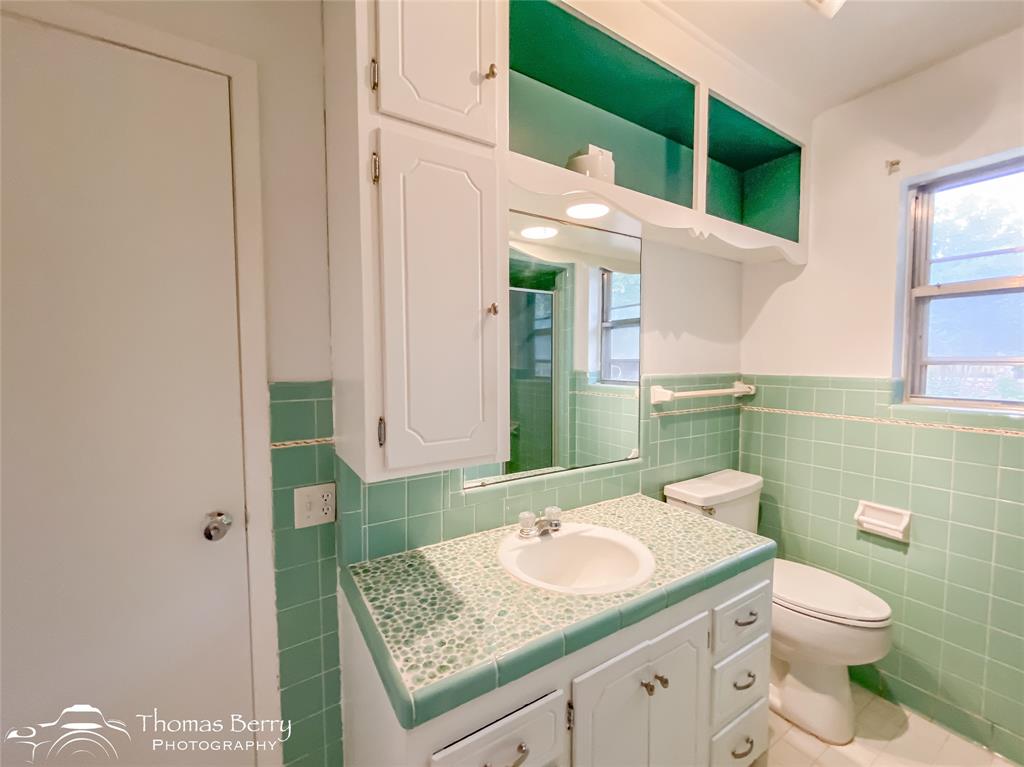 Brookhollow - Residential Lease