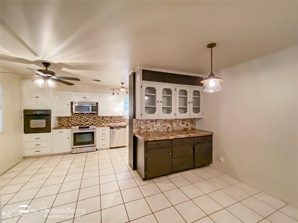 Brookhollow - Residential Lease