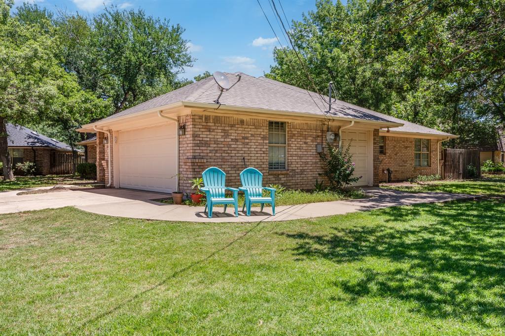 Decordova Bend Estate - Residential