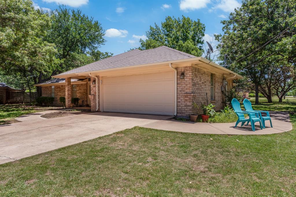 Decordova Bend Estate - Residential