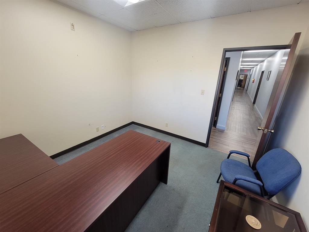 Jones Hardin - Commercial Lease