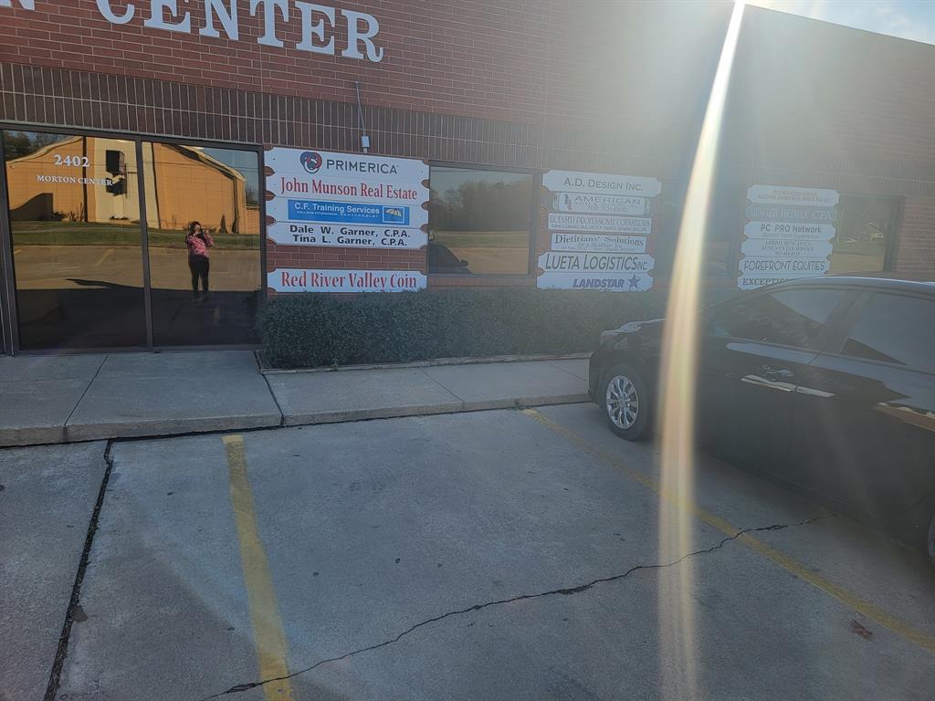 Jones Hardin - Commercial Lease