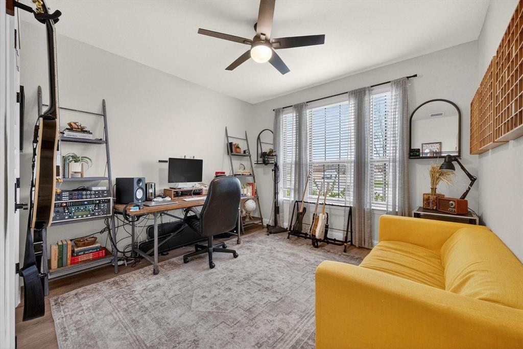 Oaks of North Grove - Residential