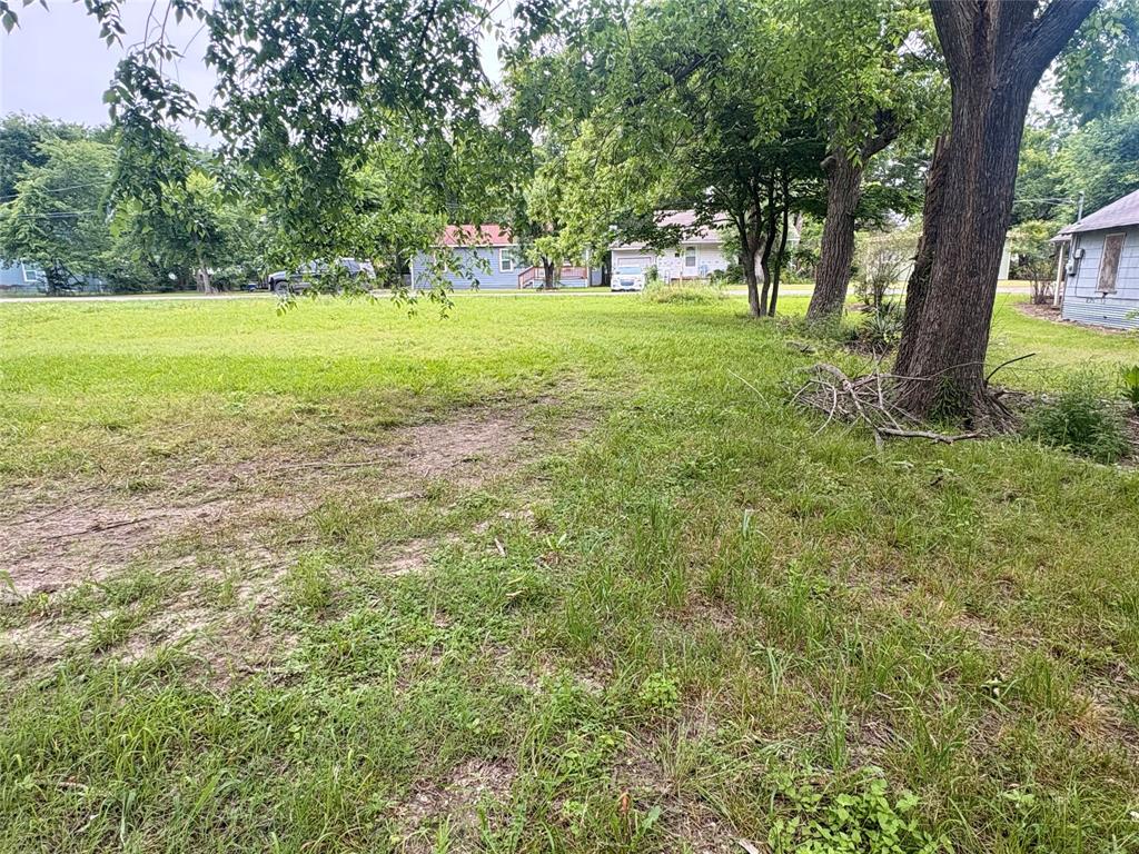 Inglish Estate Add - Land