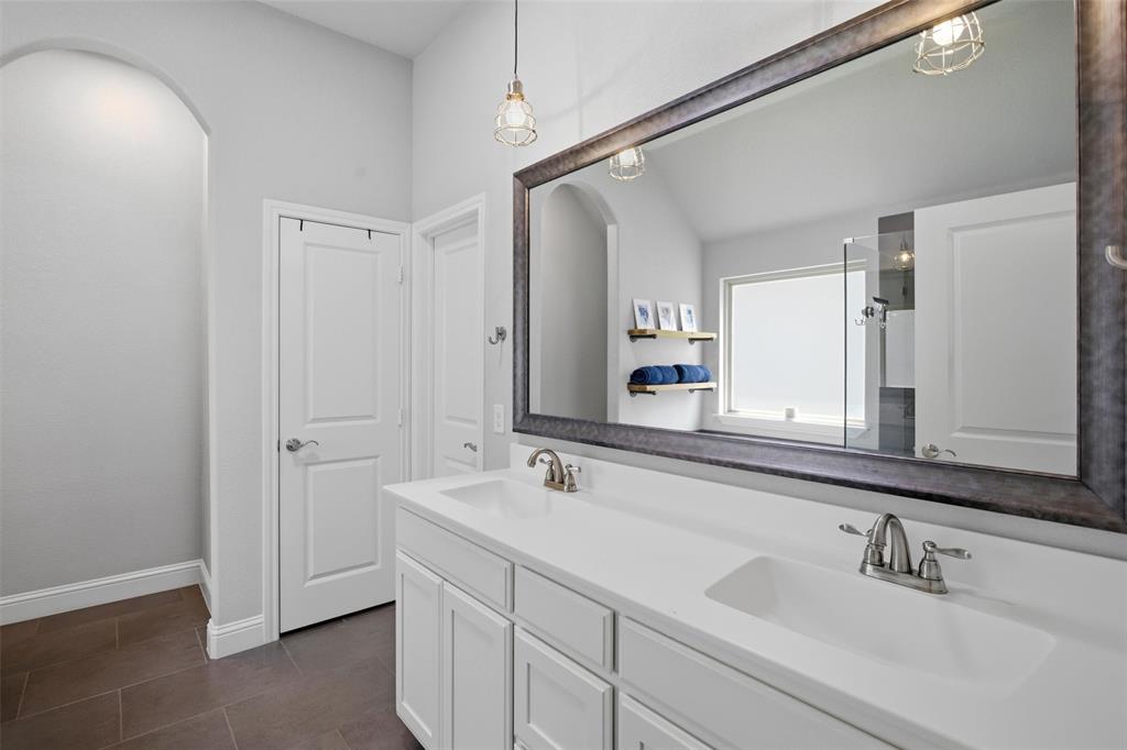 Live Oak Creek - Residential