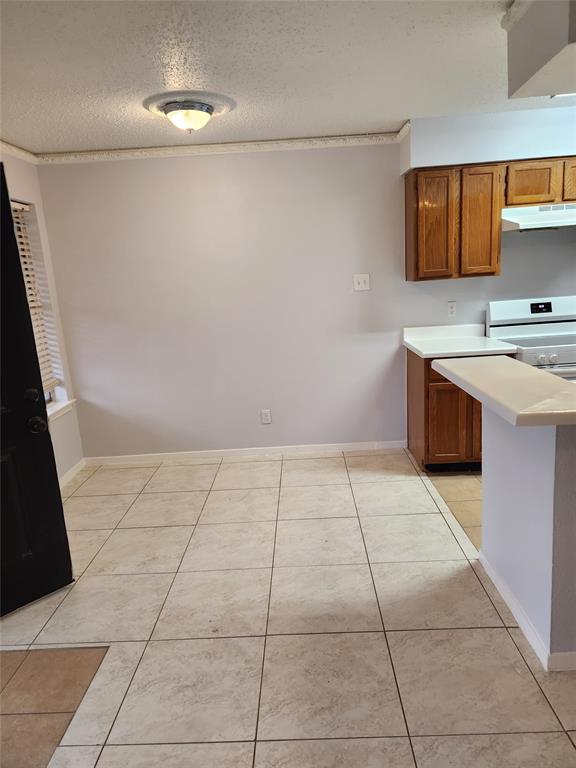 Burgundy Condo - Residential