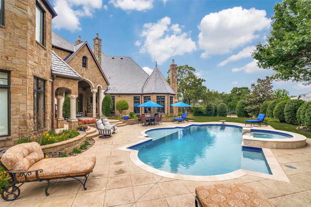Manors At Waterford The - Residential
