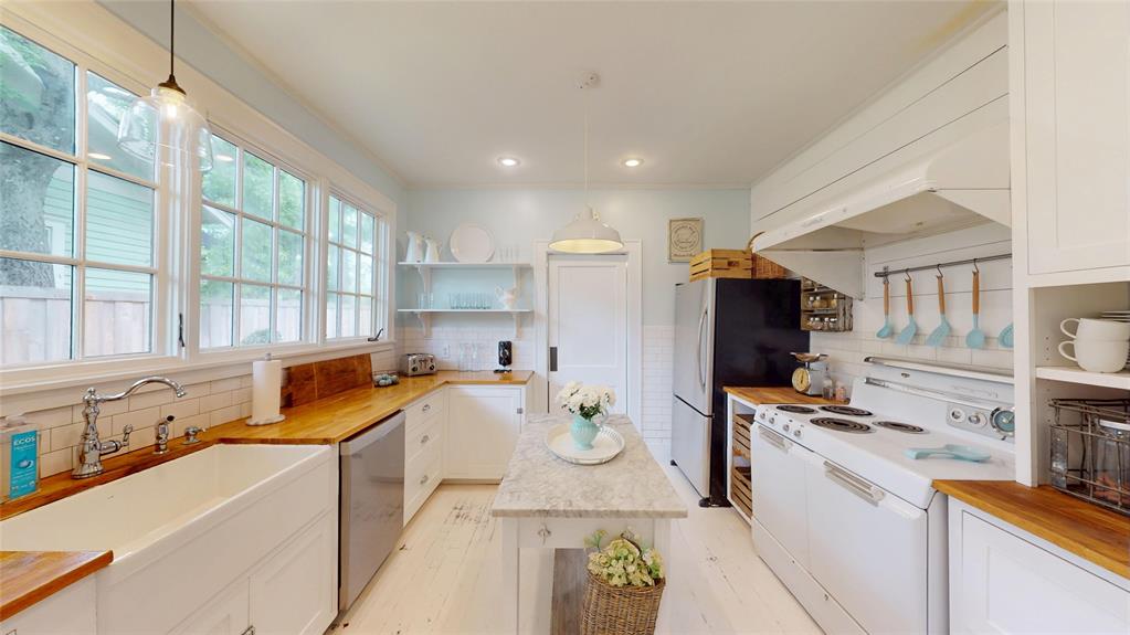 G W Fox Add - Residential