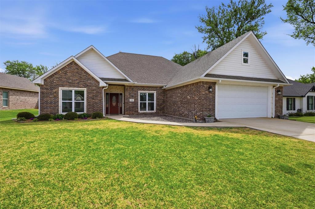 Welcome to your move-in ready retreat in the secure gated community of Lone Oak in Tanglewood! A bright, open-concept 3-bed, 2-bath home just minutes from Highport Marina and with access to Tanglewood Golf & Resort. The kitchen features granite countertops and a practical layout that flows seamlessly into the living and dining areas, perfect for everyday living and entertaining. The spacious master suite includes an ensuite bath and a large walk-in closet for ample storage. Step outside to a screened-in back porch — an ideal spot for morning coffee or relaxing evenings. Energy-efficient solar panels help keep electric bills low. Convenient, comfortable, and close to recreation and waterfront amenities — schedule a showing today!