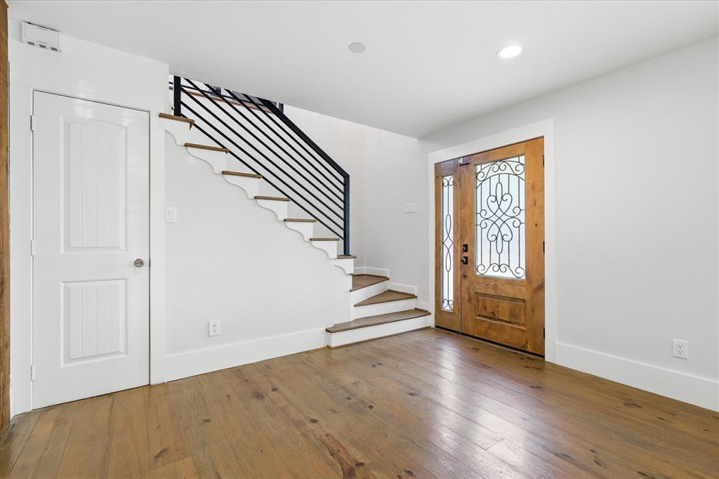 Town House Villa - Residential