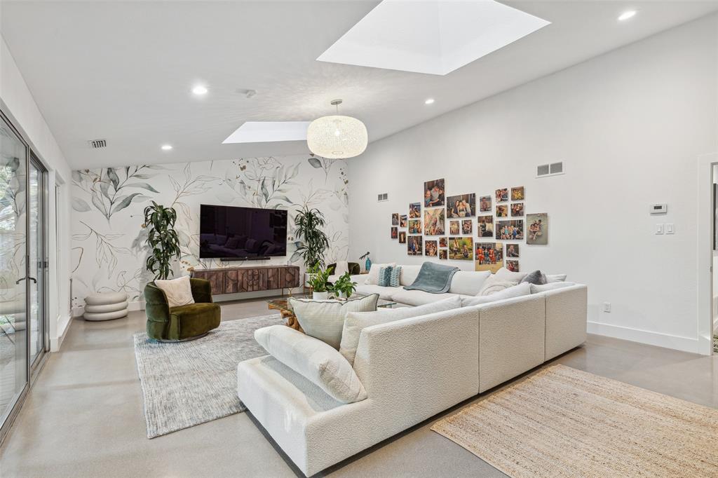 Prestonwood Estates - Residential