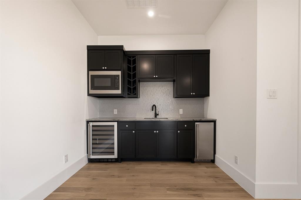 Fleming Pointe - Residential