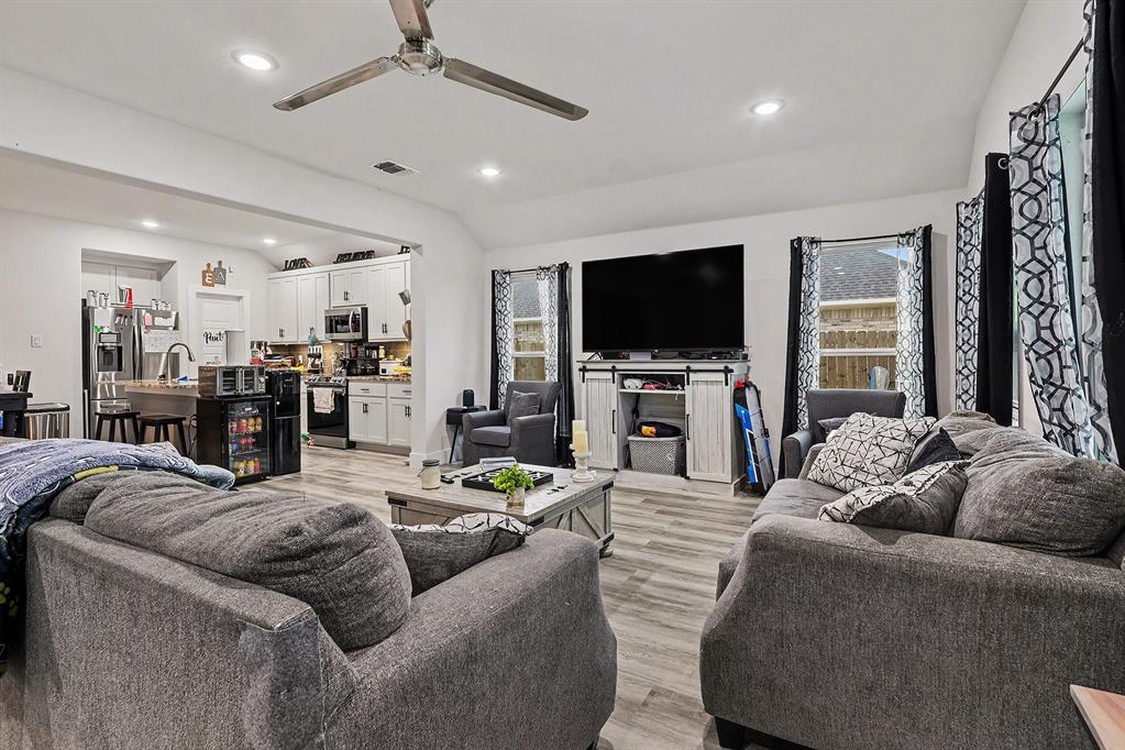 Meadows-Palmer Ph 5 Sec 1 - Residential