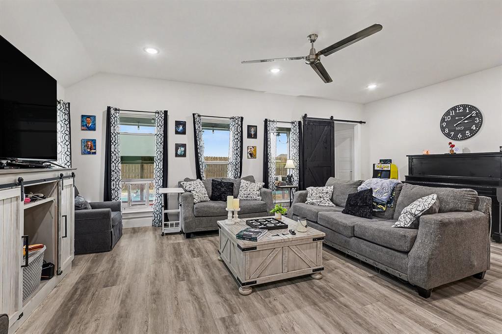 Meadows-Palmer Ph 5 Sec 1 - Residential