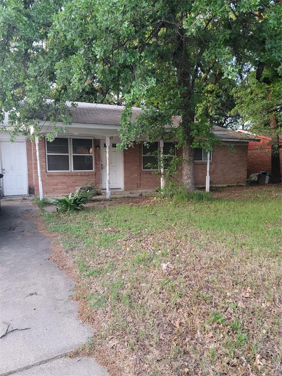 Open House -- 05-3-26 Sunday (12:00pm to 2:00pm)This 3-bedroom, 1.5-bath property presents a strong investment opportunity with great potential for residual income. Conveniently located just 10 minutes from Arlington and with easy access to major highways 287 and I-20, it offers both accessibility and value.

The home is being sold as-is, and no repairs will be made. It’s ideal as a rental property or for a buyer looking to renovate and create a primary residence. Cash offers only.

Buyers are responsible for verifying square footage and school district information. All offers must be submitted in writing. Please note that after the property has been viewed and an offer is submitted, the sale is subject to court approval, so immediate acceptance is not guaranteed. Please do due diligence- no option period.

Please read offer guidelines prior to contract submission --- Serious inquiries only.