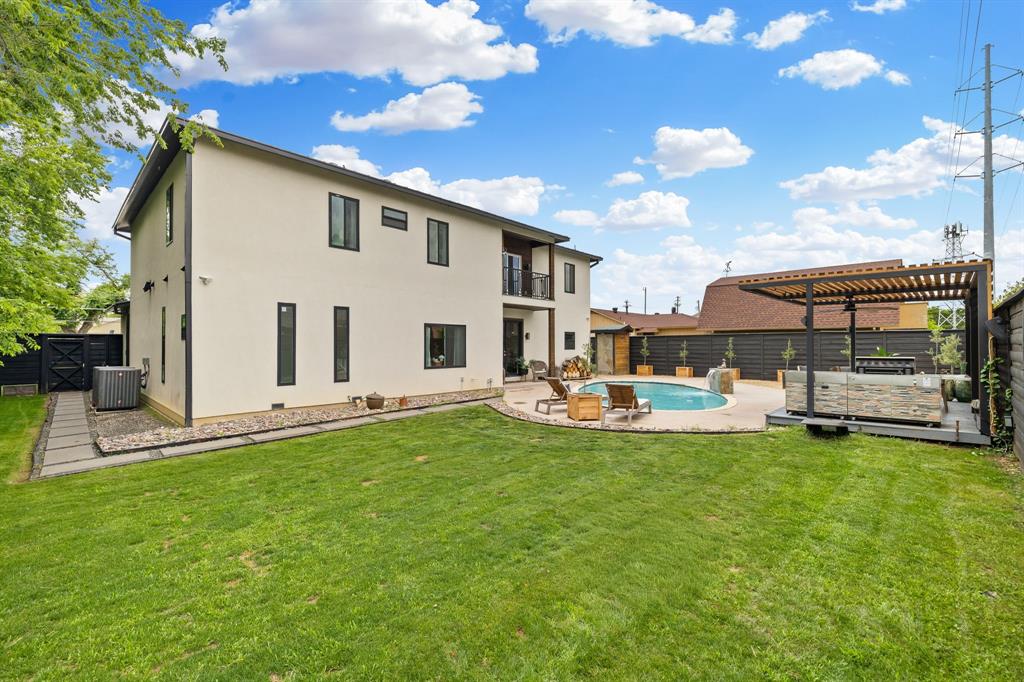 Ridgecrest Village - Residential