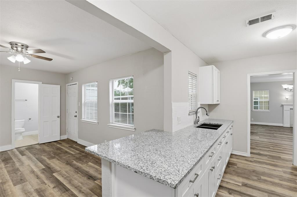 Kessler Plaza - Residential