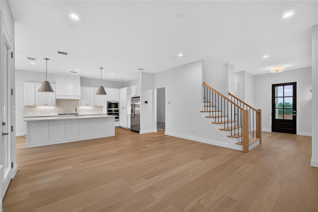 White Rock Trail Add - Residential