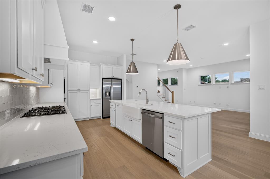 White Rock Trail Add - Residential