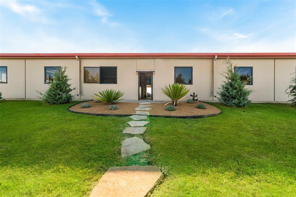 Blue Sky Estate - Farm